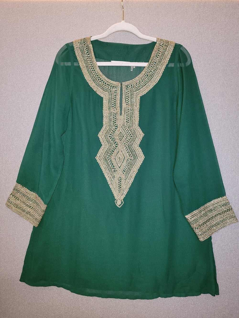 Soft Surroundings Size Medium Green Sheer Tunic with Gold Embroidery Trim
